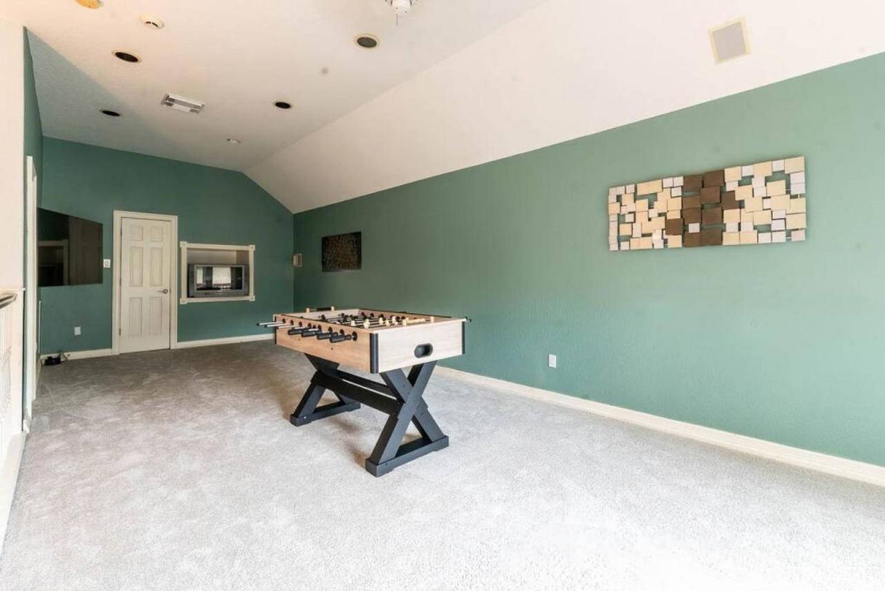 Huge 6 Bedroom With Pool, Spa, 85 Inch Tv, Game Room 休斯敦 外观 照片